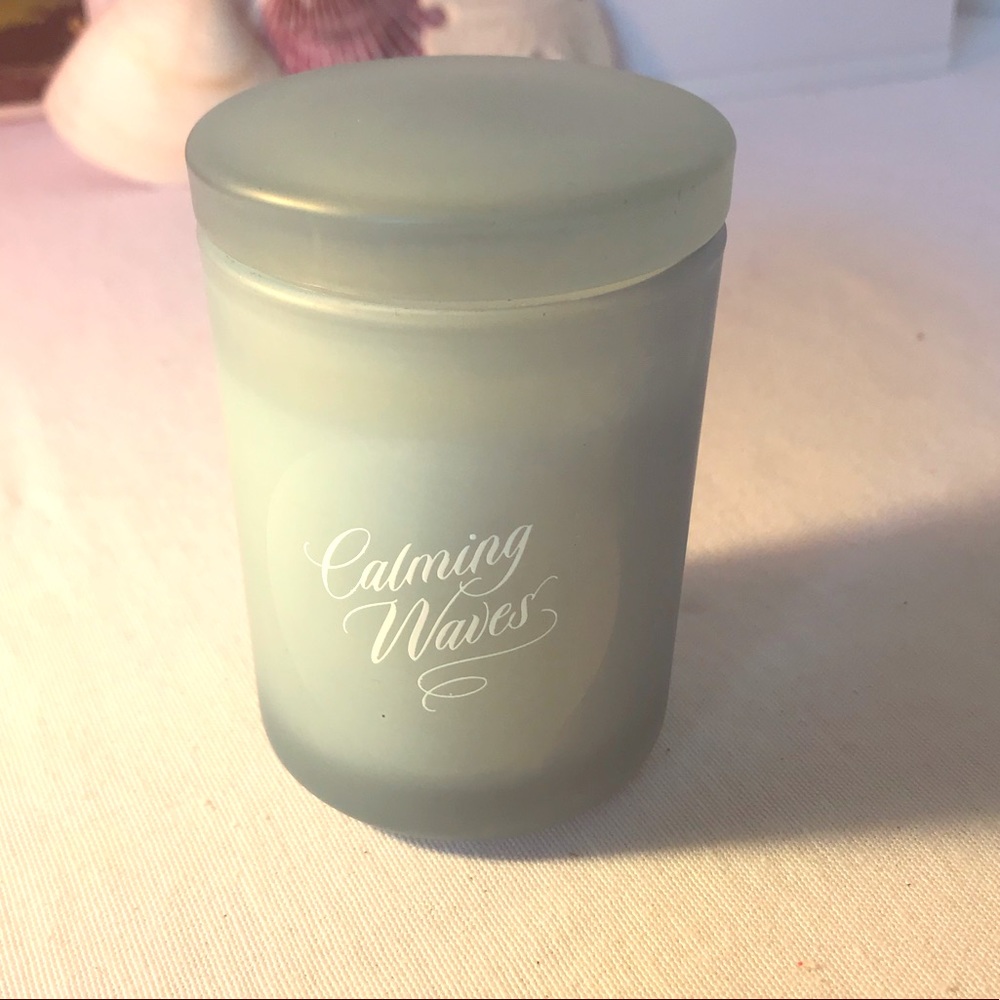 DW Home Calming Waves candle